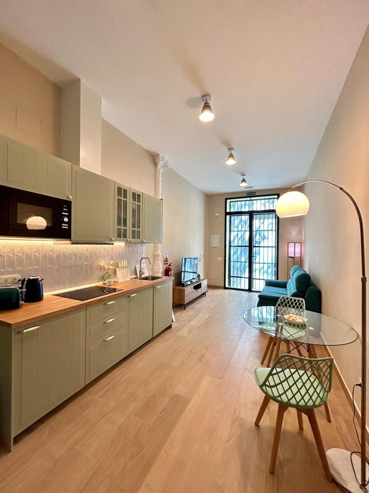 Centro Atocha Apartment